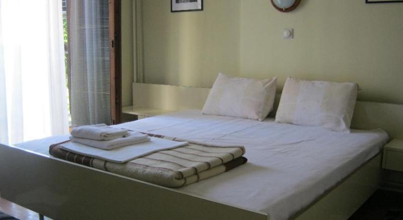 Hostel Bimbo Скоп'є Екстер'єр фото